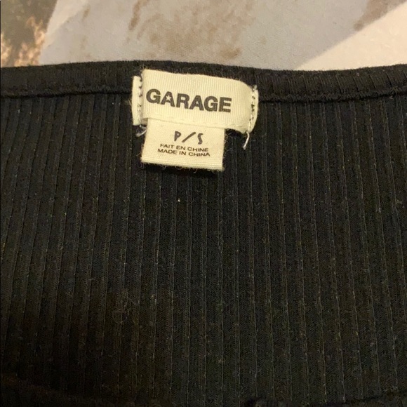 Garage crop top - Picture 2 of 2